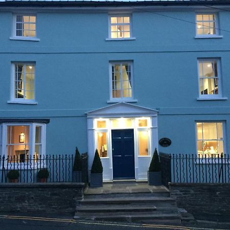 ブレコン Mount Street House Bed & Breakfast エクステリア 写真