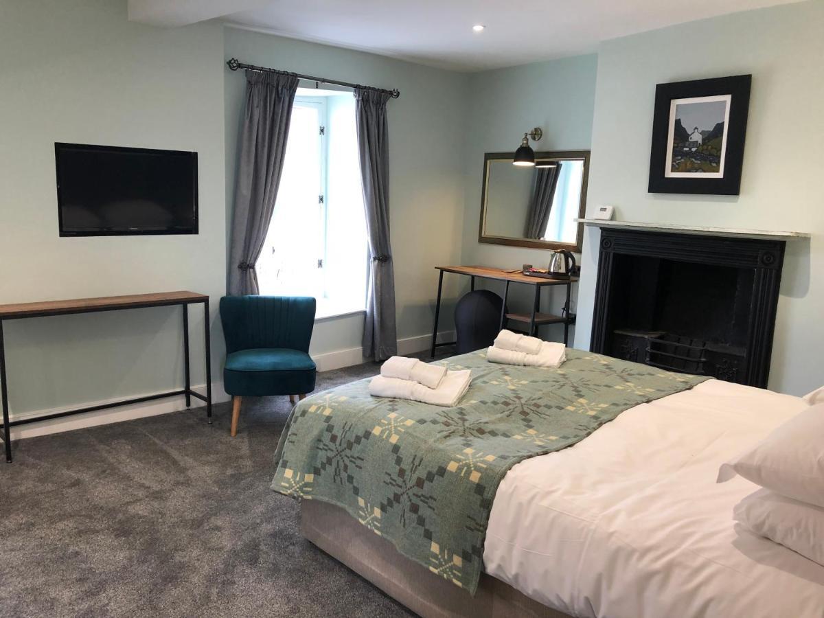 ブレコン Mount Street House Bed & Breakfast エクステリア 写真